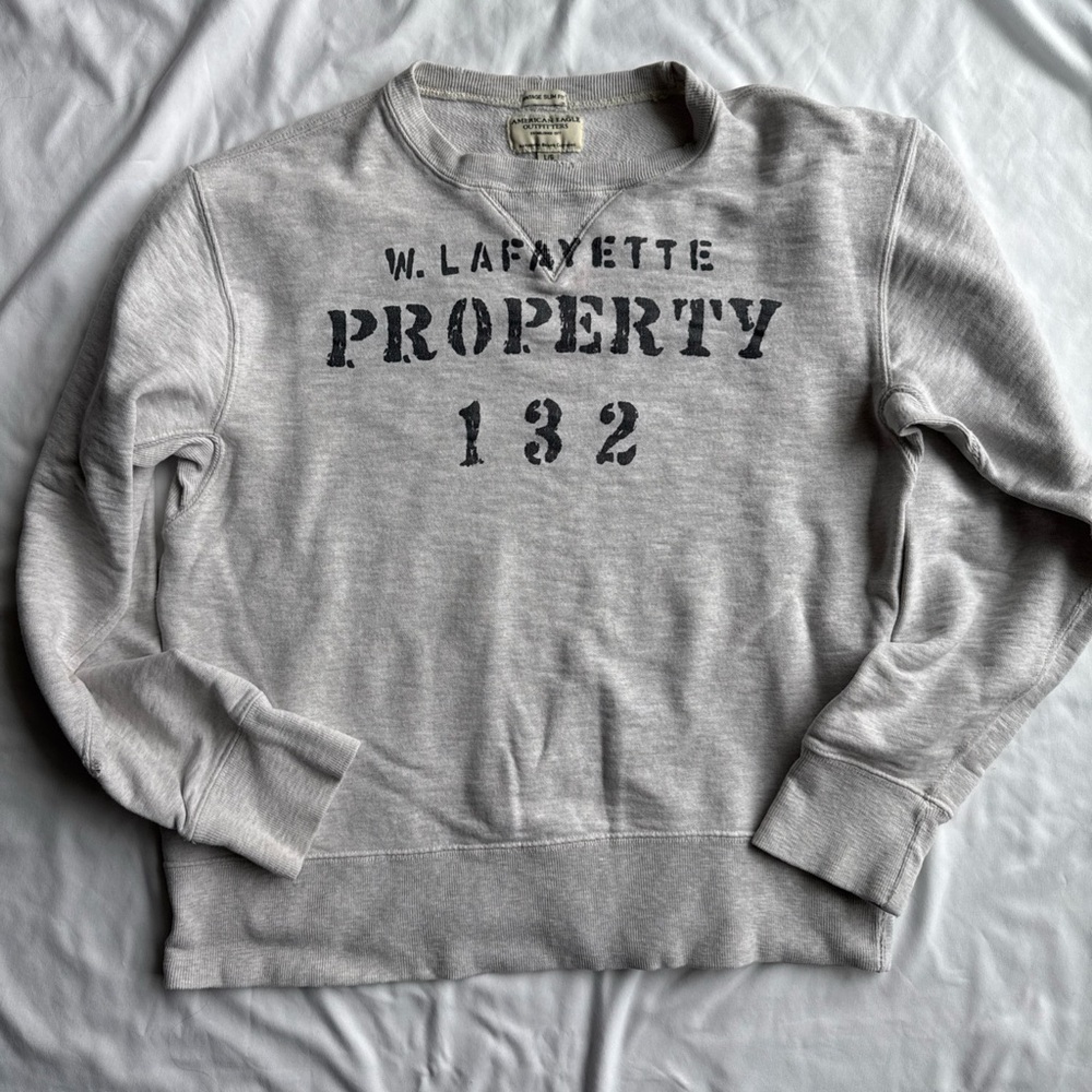 American Eagle Vintage Crewneck Gray Sweater